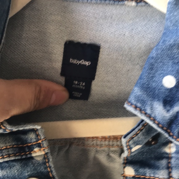 Baby Gap polka dot denim jacket with pockets - Picture 2 of 4